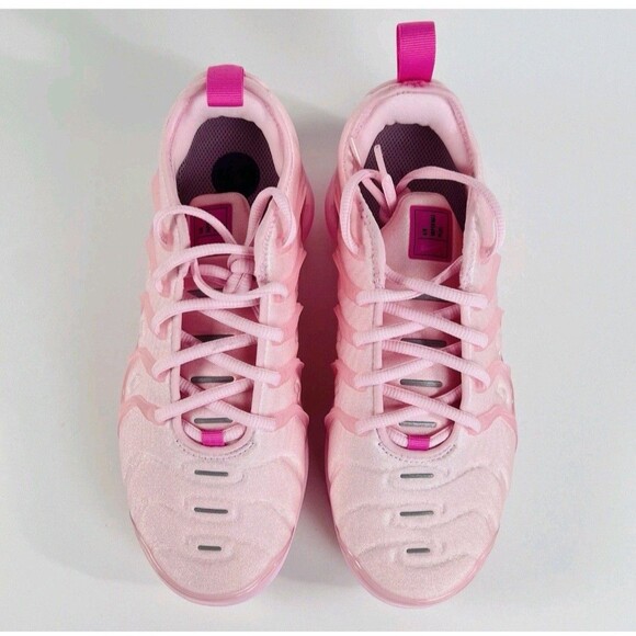 New Women's Size 10 Nike Air Vapormax Plus Running Shoes  Pink Foam FZ3614-686 - Picture 5 of 16